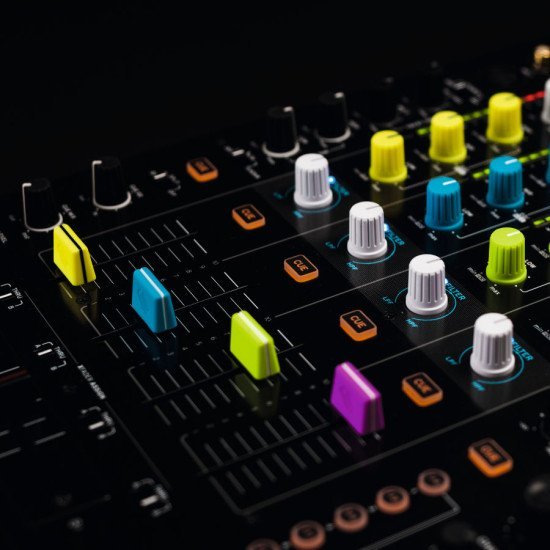 Reloop Σετ Με 5 Fader Cap Σε Μωβ Χρώμα