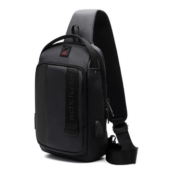 Arctic Hunter Τσάντα Crossbody Xb00100-Bk, Usb, Αδιάβροχη, Μαύρο Arctic Hunter Τσάντα Crossbody Xb00100-Bk, Usb, Αδιάβροχη, Μαύρο
